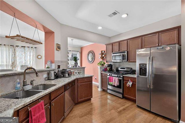 6050 Shiloh Woods Drive, Cumming, GA 30040