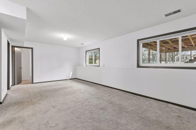 15125 Southwind Drive, Burnsville, MN 55306