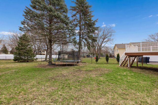 15125 Southwind Drive, Burnsville, MN 55306