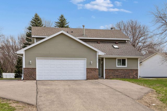 15125 Southwind Drive, Burnsville, MN 55306