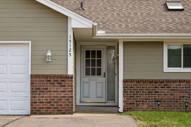 15125 Southwind Drive, Burnsville, MN 55306