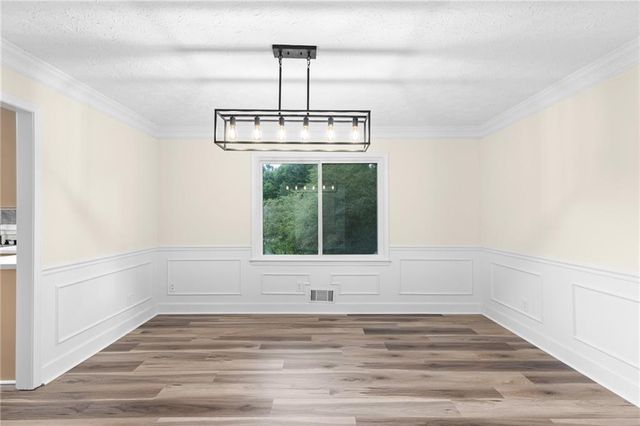 2250 Ridge Forest Drive, Grayson, GA 30017