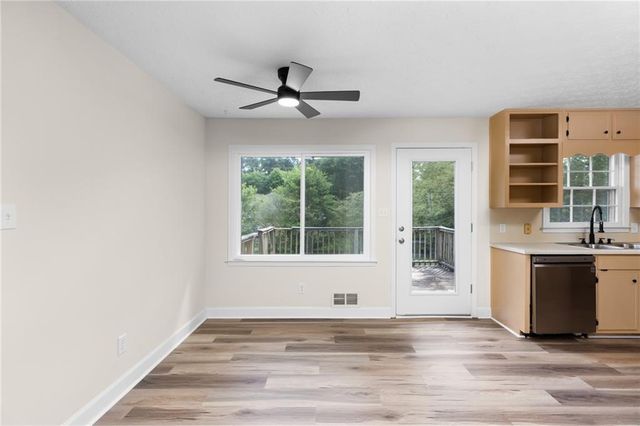 2250 Ridge Forest Drive, Grayson, GA 30017