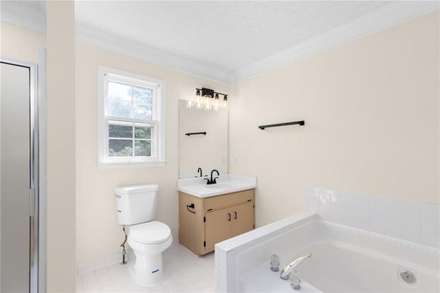 2250 Ridge Forest Drive, Grayson, GA 30017