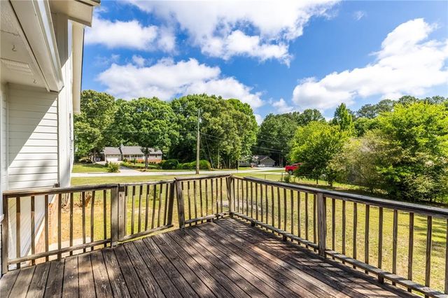 2250 Ridge Forest Drive, Grayson, GA 30017
