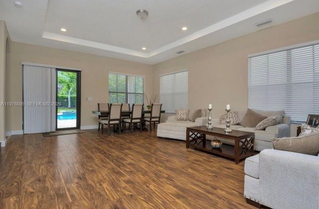 3782 NW 85th Ter, Cooper City, FL 33024