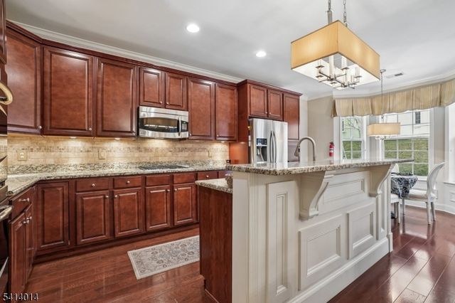 4 Slate Ct C1, Woodland Park, NJ 07424