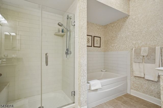 4 Slate Ct C1, Woodland Park, NJ 07424