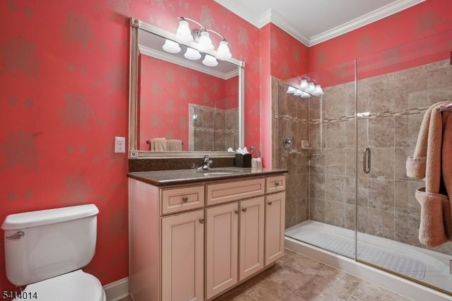 4 Slate Ct C1, Woodland Park, NJ 07424