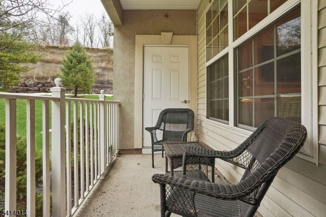 4 Slate Ct C1, Woodland Park, NJ 07424