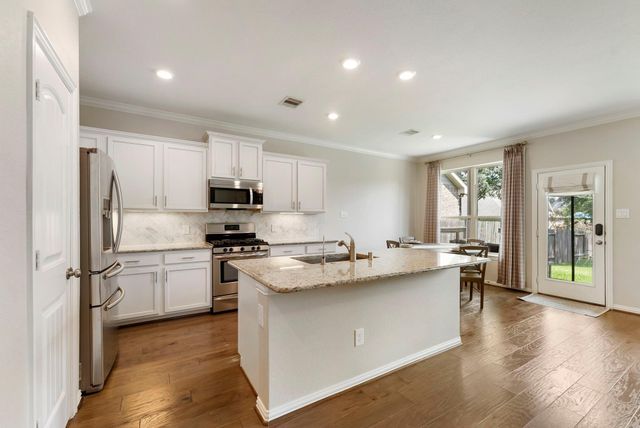 308 Capriccio Lane, Montgomery, TX 77316