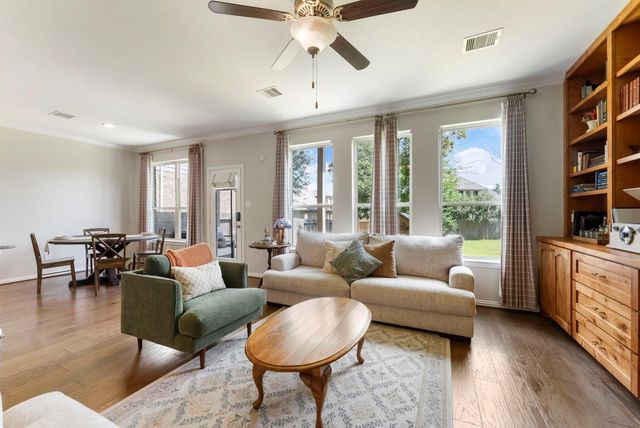 308 Capriccio Lane, Montgomery, TX 77316