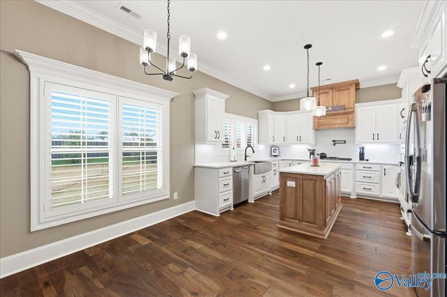 22483 Ansley Drive, Athens, AL 35613