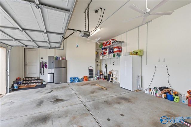 22483 Ansley Drive, Athens, AL 35613