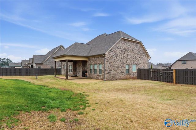 22483 Ansley Drive, Athens, AL 35613