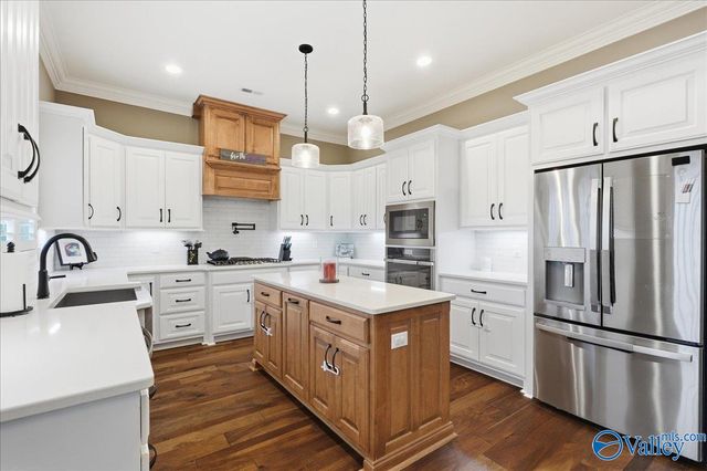 22483 Ansley Drive, Athens, AL 35613