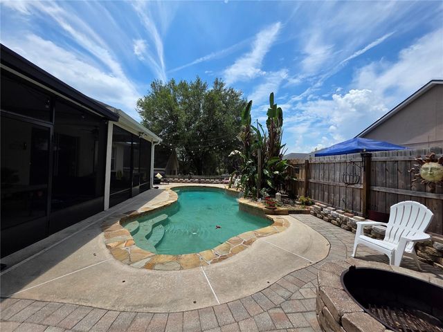 25147 IRONWEDGE DRIVE, Sorrento, FL 32776