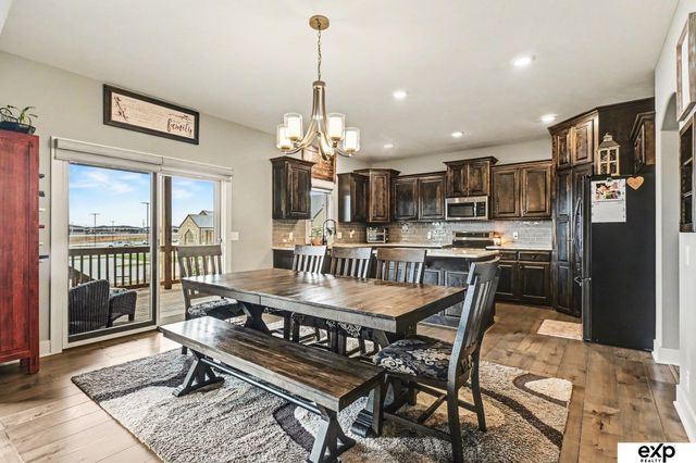 18707 Spaulding Street, Omaha, NE 68022