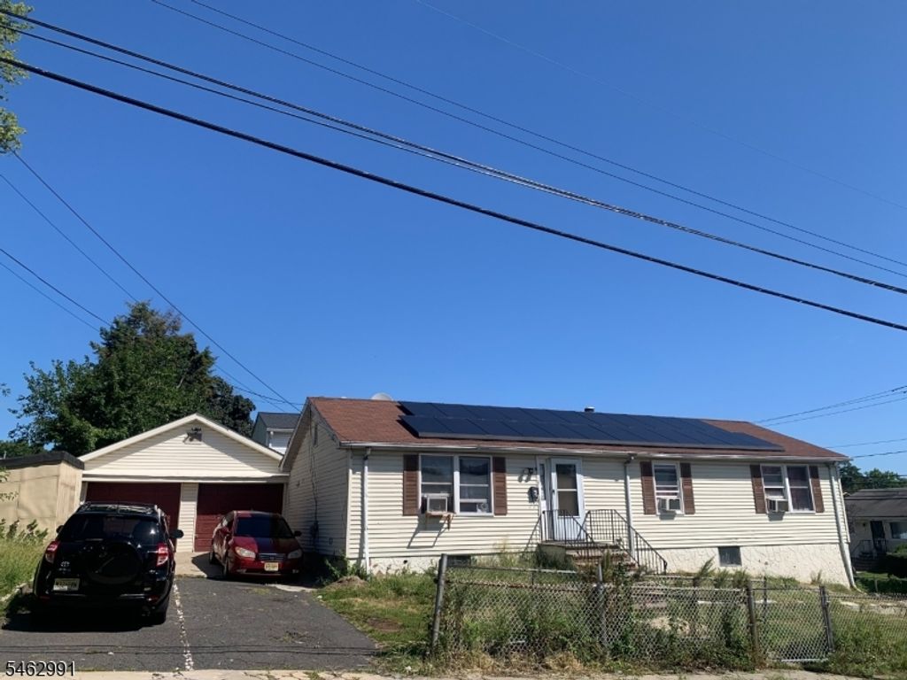 313 Stuyvesant Ave, Newark City, NJ 07106 — exterior