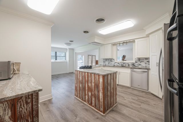 301 Glynn Avenue, Houma, LA 70363