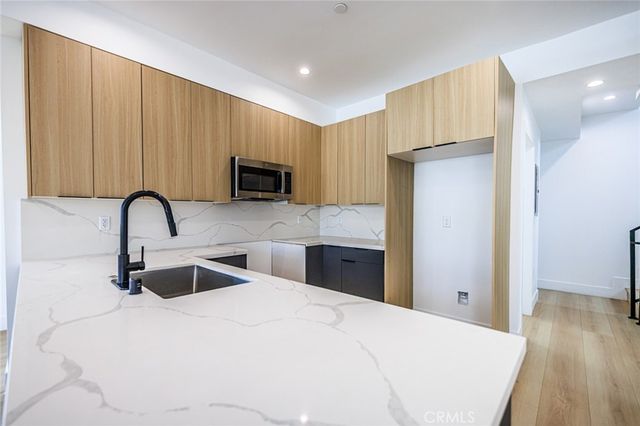 1015 S Citrus, Los Angeles, CA 90019