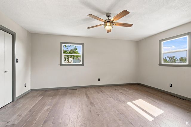 2812 Arbor Drive, Manhattan, KS 66503
