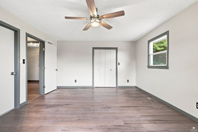 2812 Arbor Drive, Manhattan, KS 66503