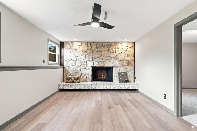 2812 Arbor Drive, Manhattan, KS 66503