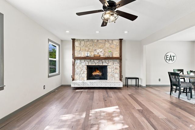 2812 Arbor Drive, Manhattan, KS 66503