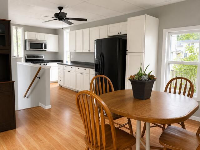 205 Noble Street, La Porte, IN 46350