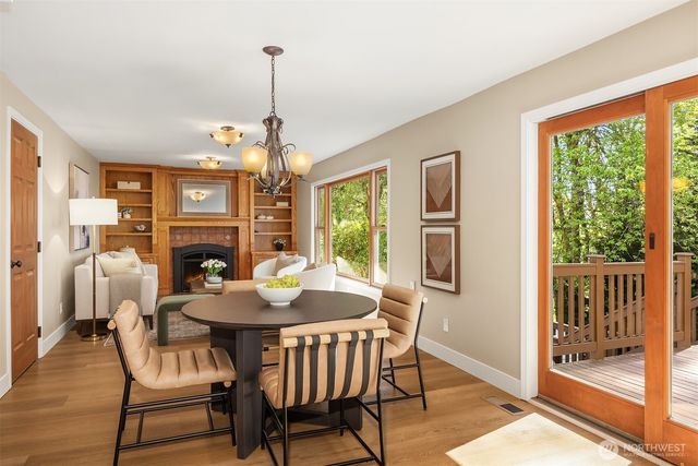 10543 158th Avenue NE, Redmond, WA 98052