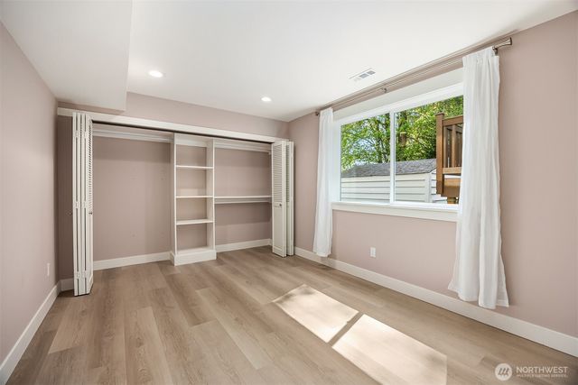 10543 158th Avenue NE, Redmond, WA 98052