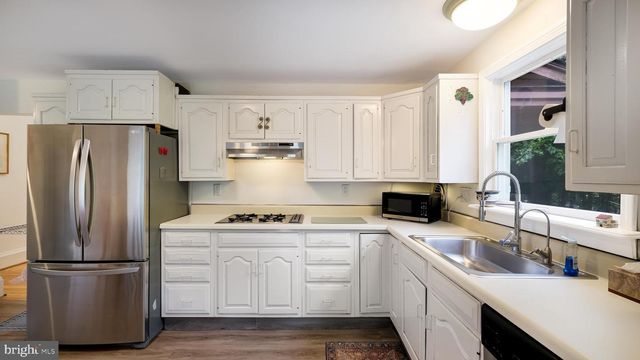 104 EDGEHILL RD, Bala Cynwyd, PA 19004