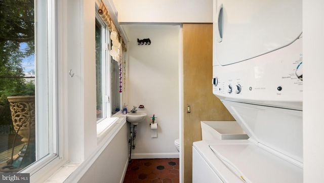 104 EDGEHILL RD, Bala Cynwyd, PA 19004