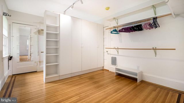 104 EDGEHILL RD, Bala Cynwyd, PA 19004