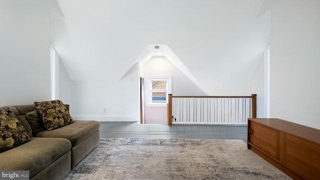 104 EDGEHILL RD, Bala Cynwyd, PA 19004
