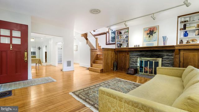 104 EDGEHILL RD, Bala Cynwyd, PA 19004