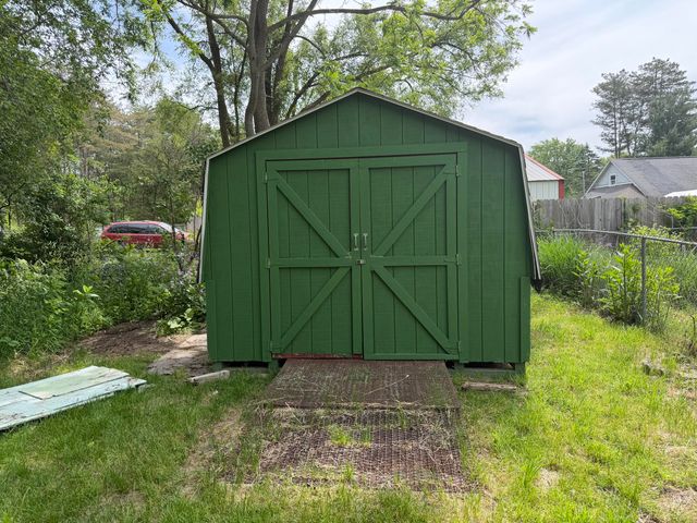 2831 Mckinley Street, Kalamazoo, MI 49004
