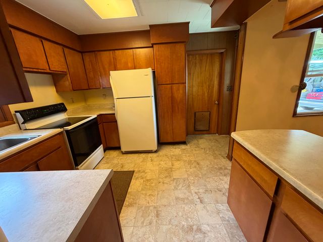 2831 Mckinley Street, Kalamazoo, MI 49004