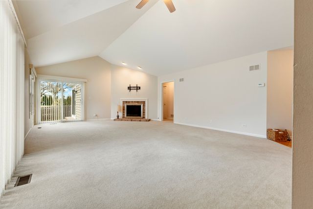 401 Park Barrington Drive, Barrington, IL 60010