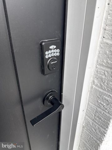 5908 CHRISTIAN ST, Philadelphia, PA 19143