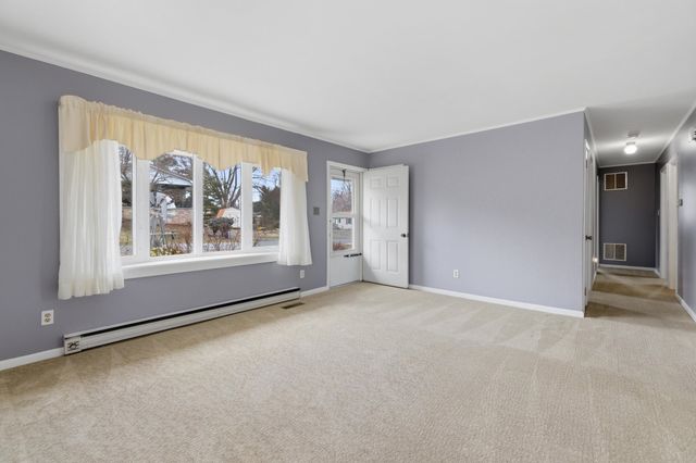 197 S C ST, Timberville, VA 22853