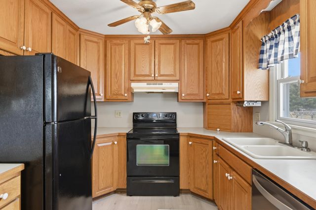 197 S C ST, Timberville, VA 22853