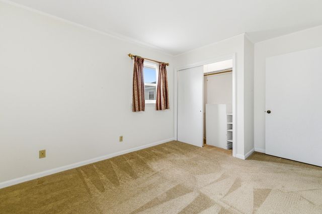 197 S C ST, Timberville, VA 22853