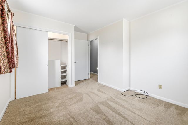 197 S C ST, Timberville, VA 22853