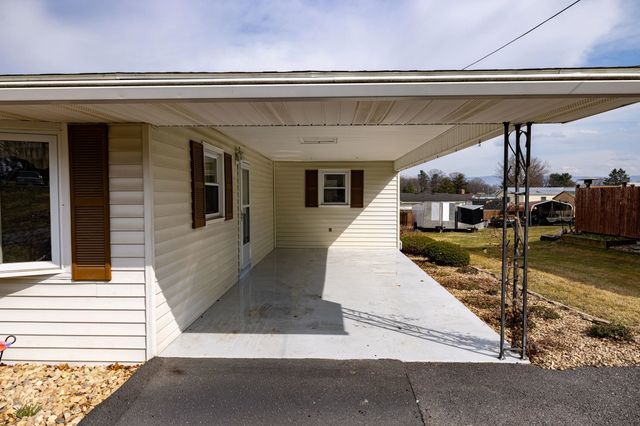 197 S C ST, Timberville, VA 22853