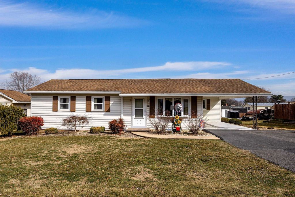 197 S C ST, Timberville, VA 22853