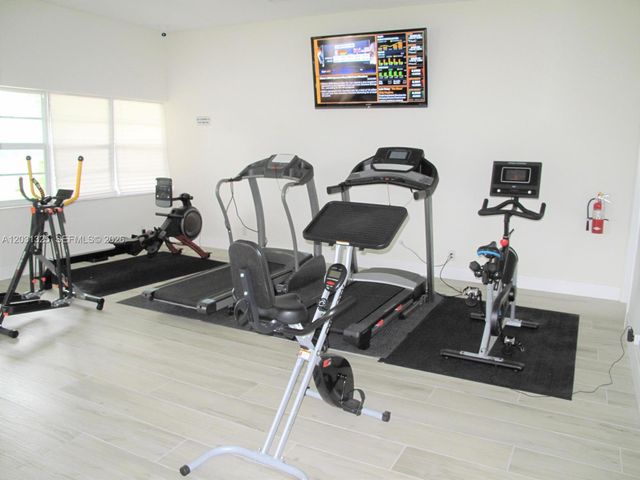 14529 Canalview Dr B, Delray Beach, FL 33484