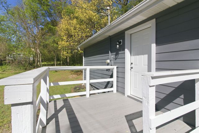 416 Powell St, Paris, TN 38242