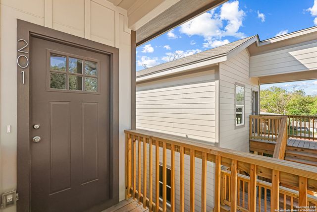 851 Porter St, San Antonio, TX 78210